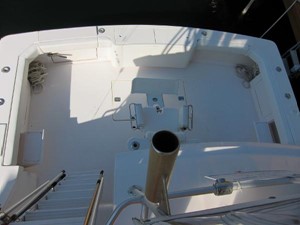 46ft 1995 Bertram 46 Convertible 10 Cockpit from flybridge