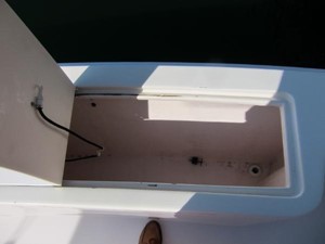 46ft 1995 Bertram 46 Convertible 15 Fish box