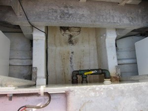 46ft 1995 Bertram 46 Convertible 18 Spotless bilge