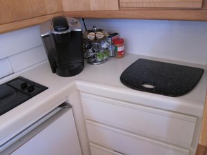 46ft 1995 Bertram 46 Convertible 37 Galley