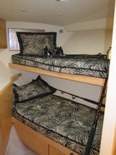 46ft 1995 Bertram 46 Convertible 44 Forward VIP Stateroom