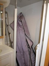 46ft 1995 Bertram 46 Convertible 49 Guest shower