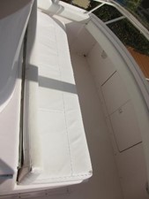 46ft 1995 Bertram 46 Convertible 53 Flybridge forward seating