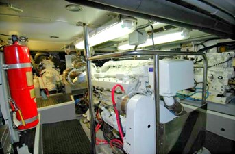 Splendide 12 Engine Room
