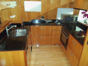 MISS SHUGA 13 Galley to Starboard