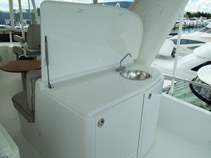 MISS SHUGA 62 Boat Deck Sink & Fridge