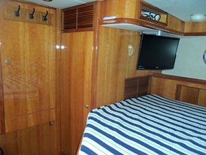 MISS SHUGA 67 Crew Cabin Looking Aft