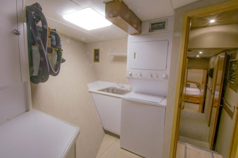 DELIA 11 Utility Room