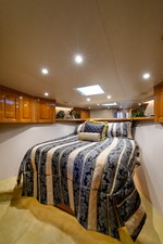 TACO BILL 34 Forward Stateroom