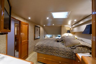 TACO BILL 42 Master Stateroom