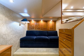 TACO BILL 46 Master Stateroom