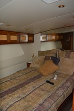 Reel Affair 20 master stateroom queen size bed