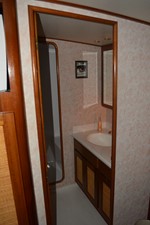 Reel Affair 21 full master bath