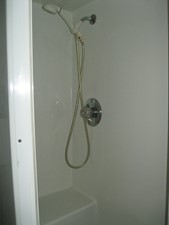 Nauti Gal 12 Master Shower