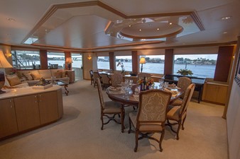 A' SALUTE' 7 Salon Looking Aft