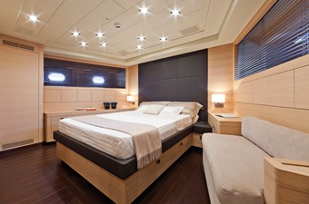 Mangusta 92 New build / ex-demo unit - Ready for delivery 21 