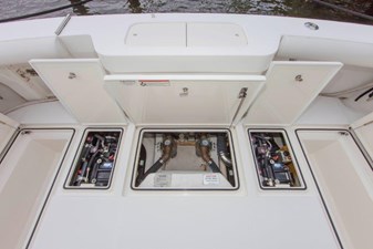 PIPKIN 17 Rod Access and Fish Boxes