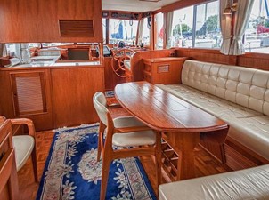 42ft 1989 Grand Banks 42 Classic 7 Salon