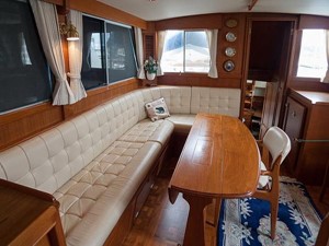 42ft 1989 Grand Banks 42 Classic 11 Seating 