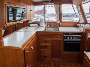 42ft 1989 Grand Banks 42 Classic 12 Galley