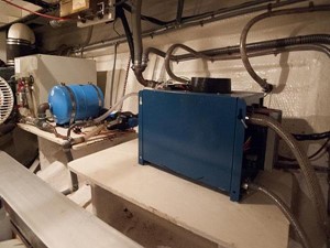42ft 1989 Grand Banks 42 Classic 33 Engine Room