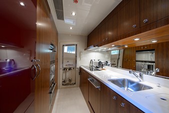 Anna 2 6 Galley