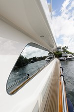 Anna 2 23 Stbd. Passageway