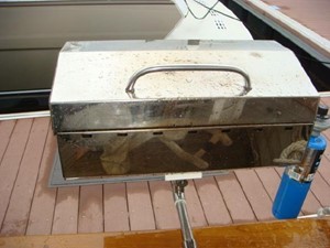 Stevedore 18 42' Kadey Krogen aftdeck BBQ grill