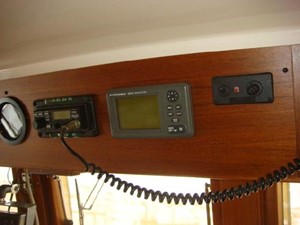 Stevedore 33 42' Kadey Krogen pilothouse overhead electronics photo1