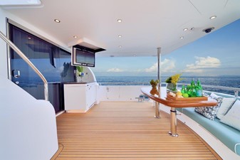 Horizon E78 7 Aft Deck