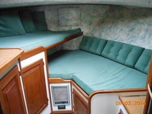 My Way 18 34' Mainship stateroom