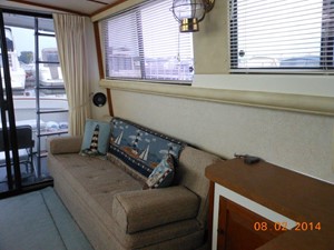 My Way 12 34' Mainship salon port