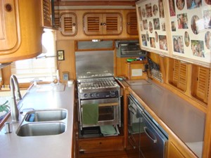 Virginia 24 46' Nordhavn Galley photo2 