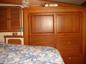 Virginia 32 46' Nordhavn Master Stateroom Starboard 