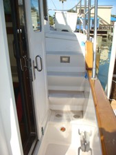 46' Nordhavn Port Side Deck  