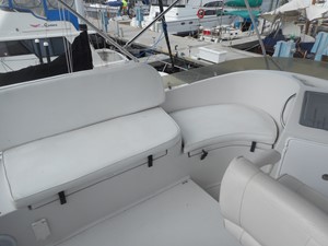 34' PDQ PowerCat Flybridge  Port Forward