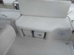 Endeavour 9 34' PDQ PowerCat Flybridge Starboard