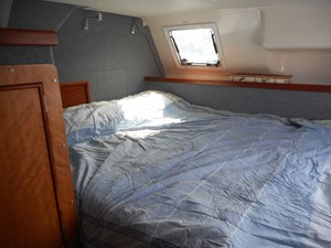 Endeavour 17 34' PDQ PowerCat Stateroom2