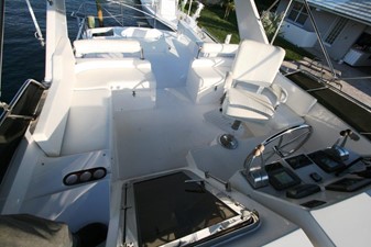 Amazing Grace 16 Flybridge 
