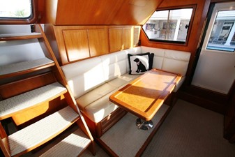 Wheelhouse settee