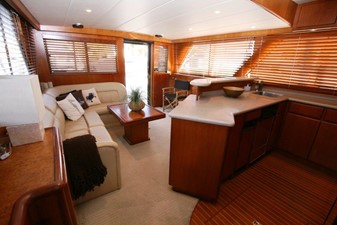 Salon aft