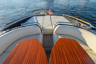 RIVA 44 21 Table