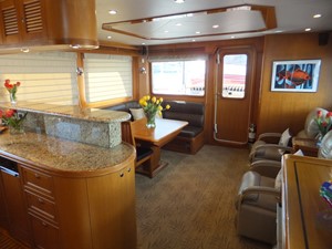 Midnight Sun I 2 Saloon looking aft