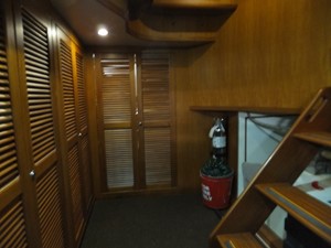 Midnight Sun I 15 Lazerette storage