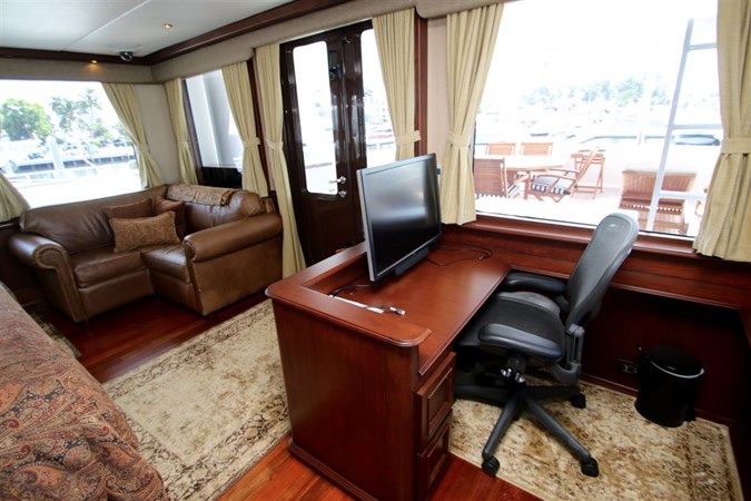 Master Stateroom Desk