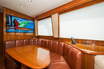Colby Jean 8 Dinette