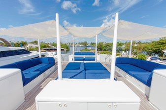 PERSEVERANCE II 11 Forward Sundeck Lounge