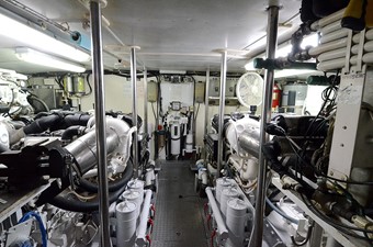 PLATYPUS 35 Engine Room