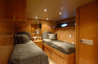 PLATYPUS 28 Guest Stateroom
