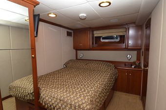 SOLSTICE I 30 Guest Stateroom
